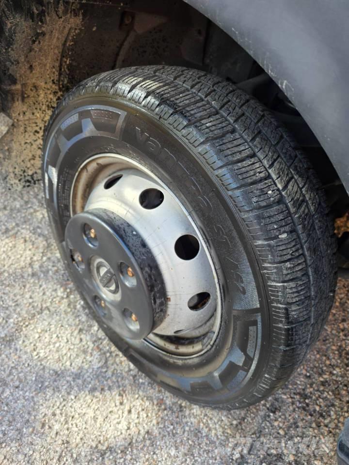 CTE ZED 20 Pacēlāji uz automašīnas bāzes