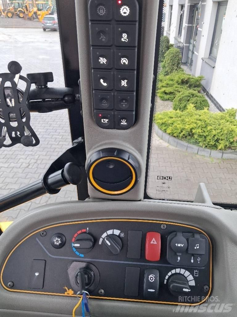 JCB TM 320 S Lauksaimniecības pacēlāji