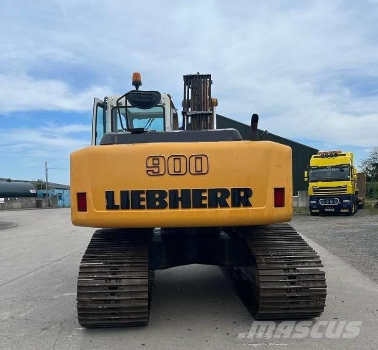 Liebherr R 900 C Kāpurķēžu ekskavatori