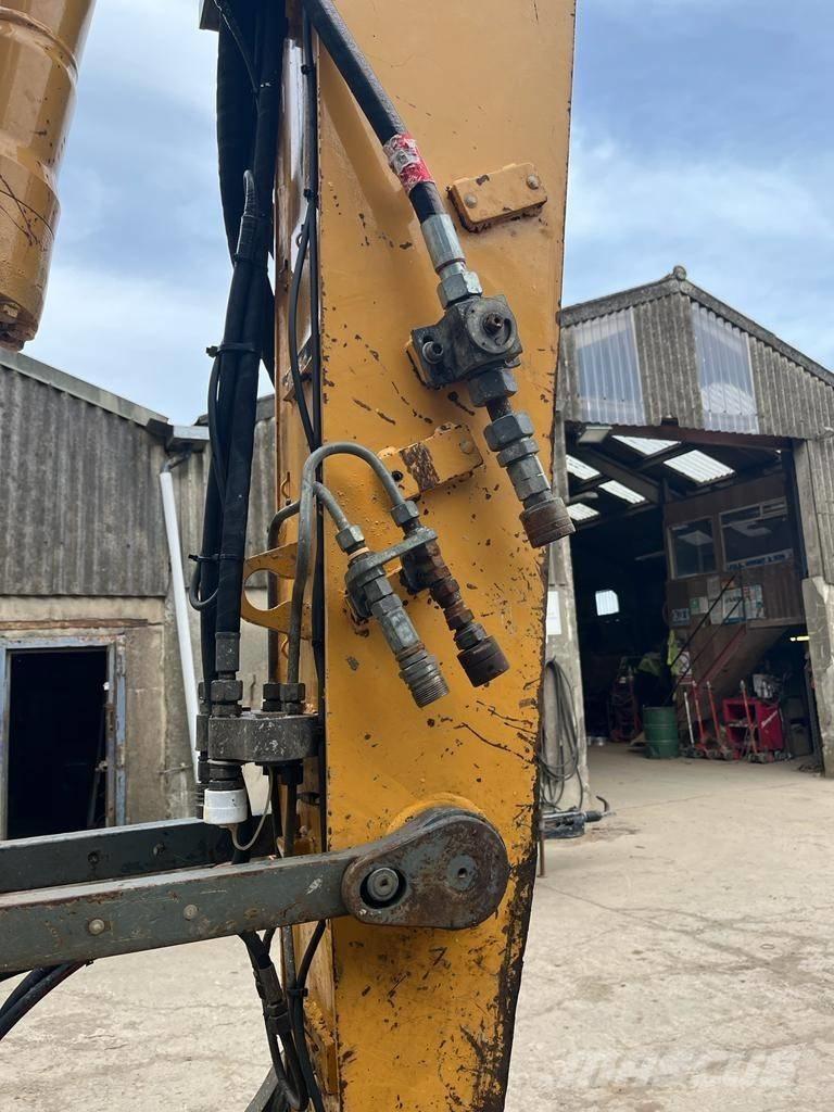 Liebherr R 900 C Kāpurķēžu ekskavatori