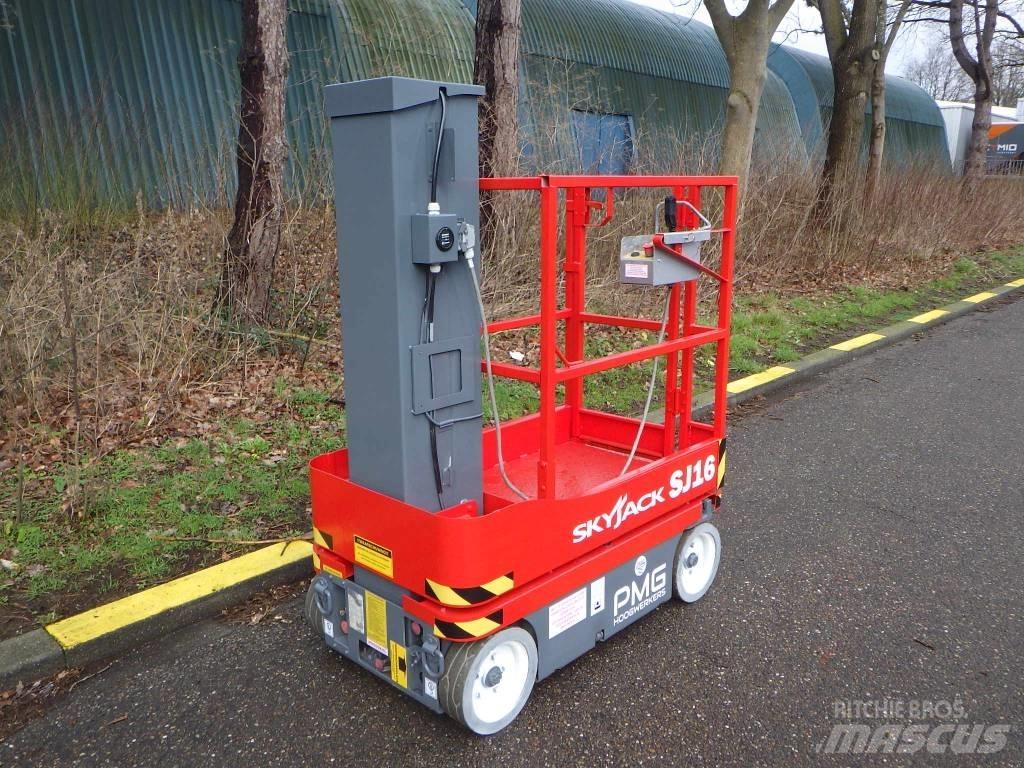 SkyJack SJ16 Vertikālie pacēlāji