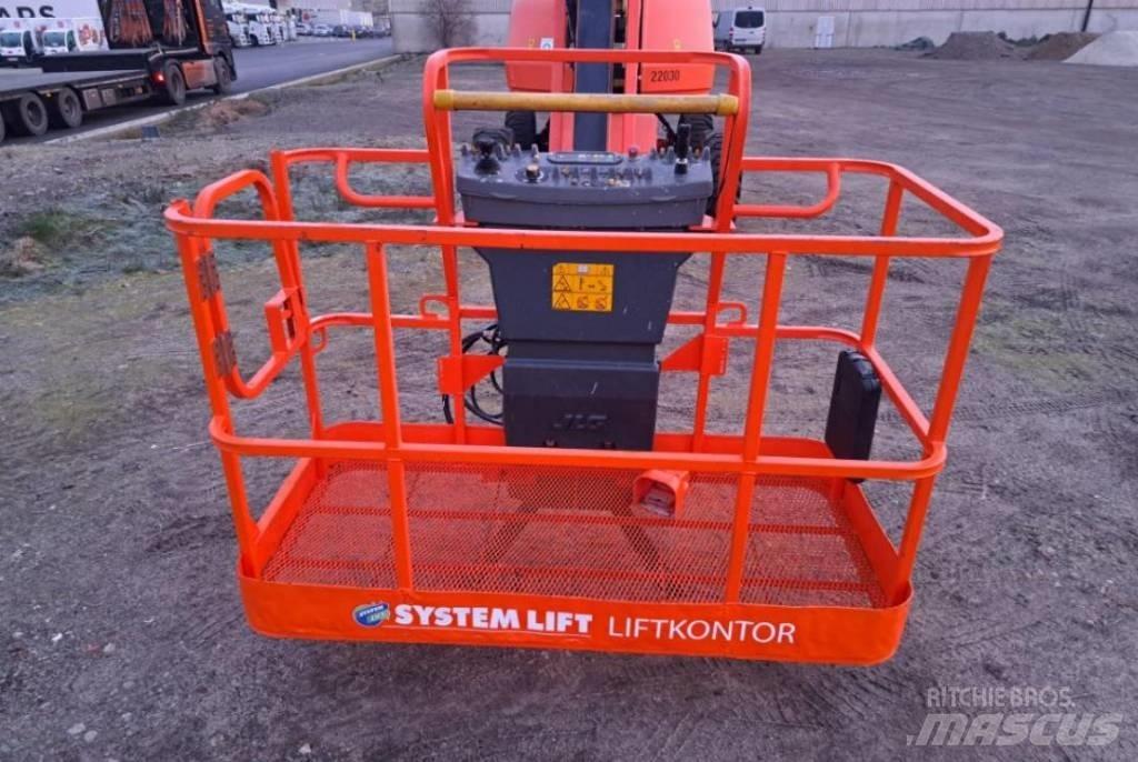 JLG 660 SJ - 340 kg Teleskopiskie pacēlāji