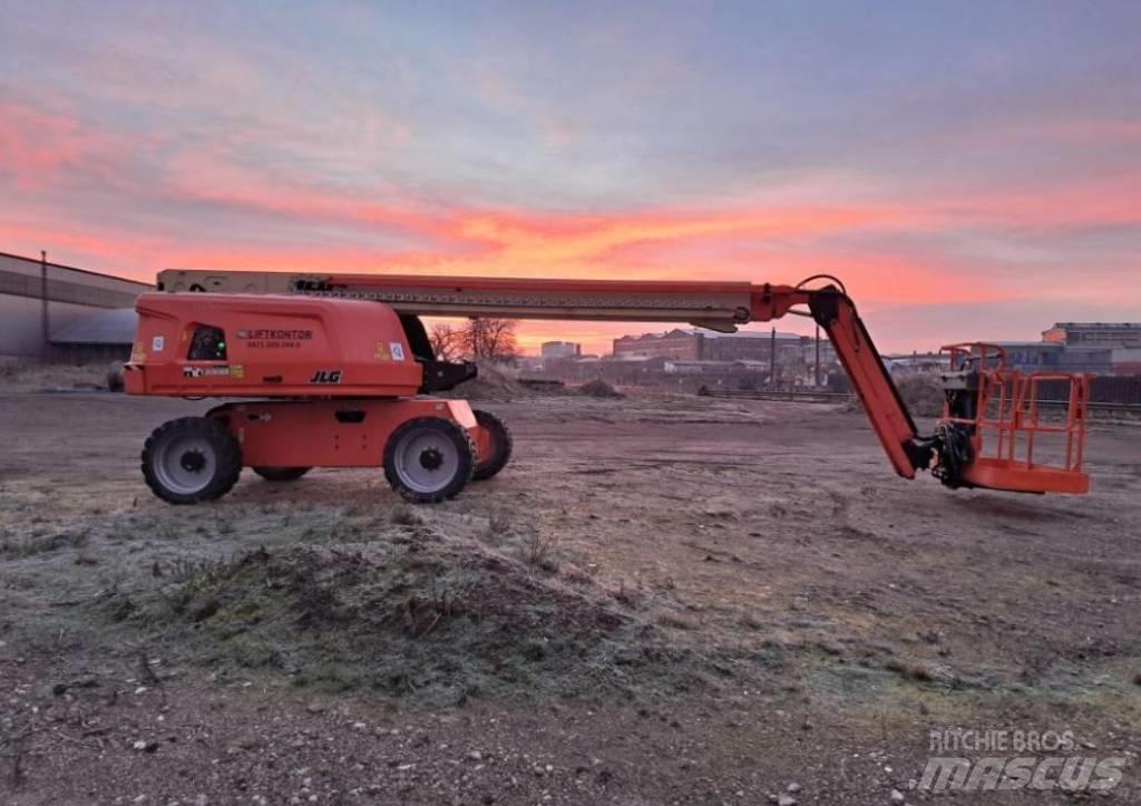 JLG 660 SJ - 340 kg Teleskopiskie pacēlāji