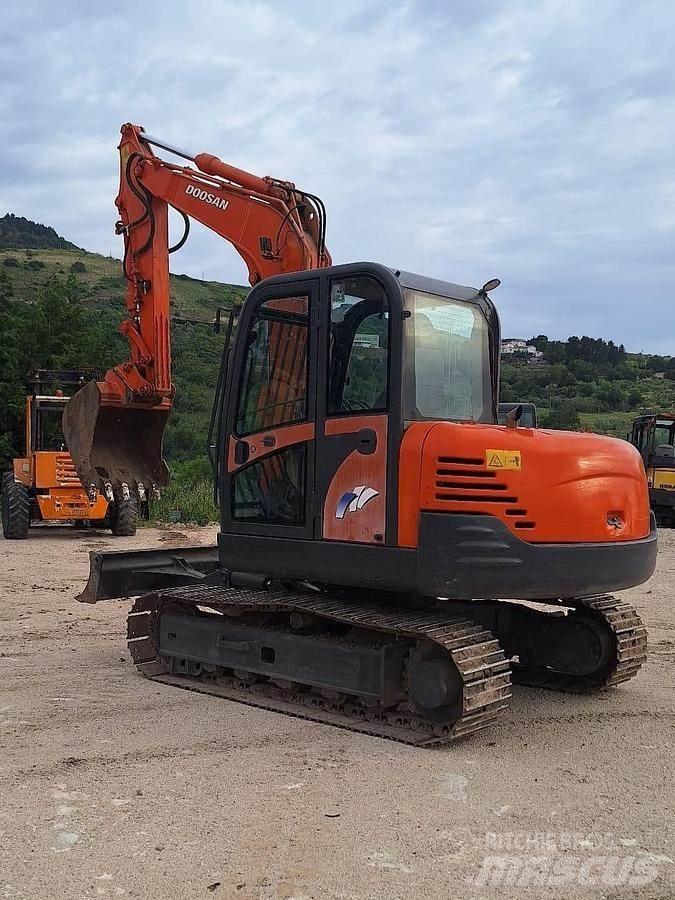 Doosan SOLAR 75V Īpašie ekskavatori