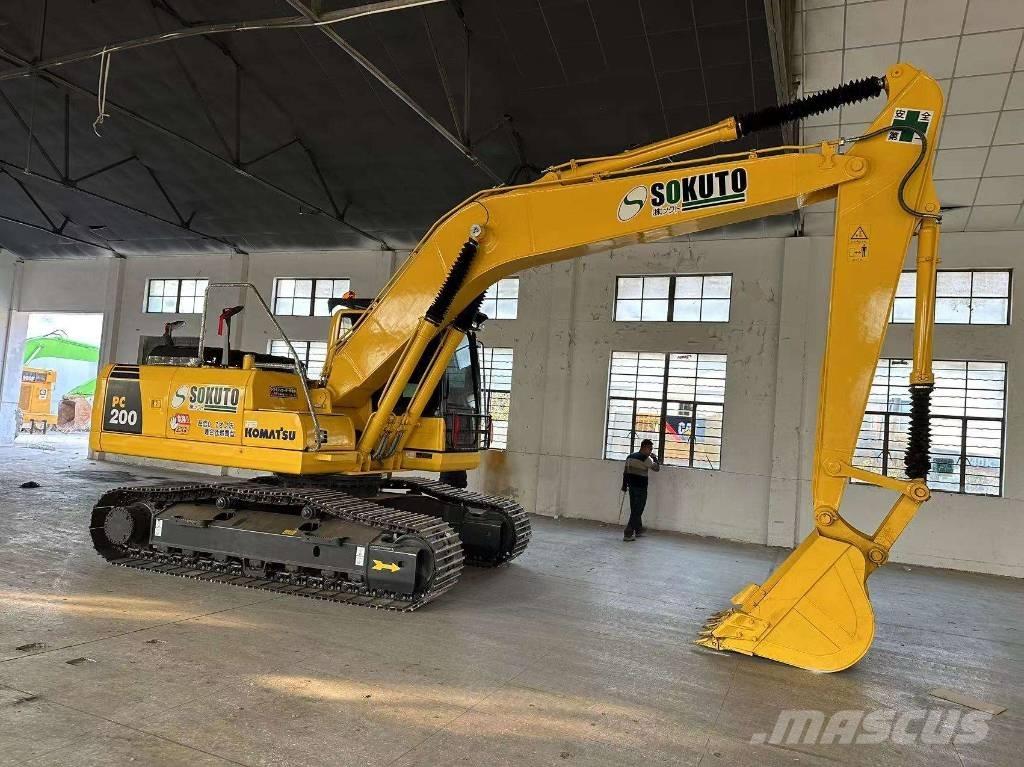 Komatsu PC 200-8 Kāpurķēžu ekskavatori