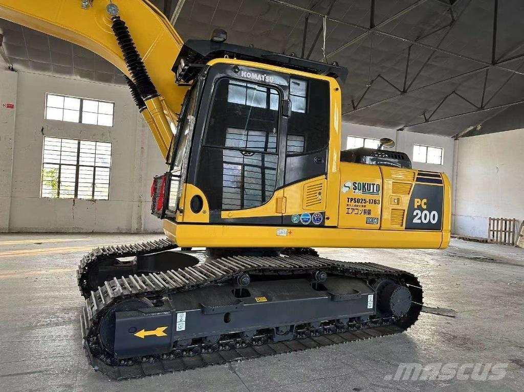 Komatsu PC 200-8 Kāpurķēžu ekskavatori