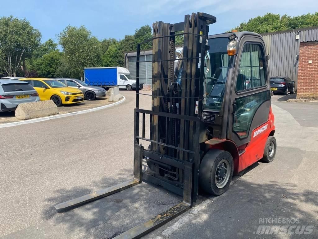 Manitou Mi25D Tehnika ar dīzeļa dzinēju