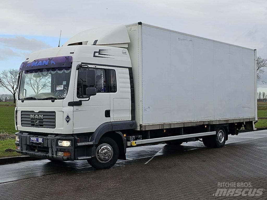 MAN 12.240 TGL Furgons