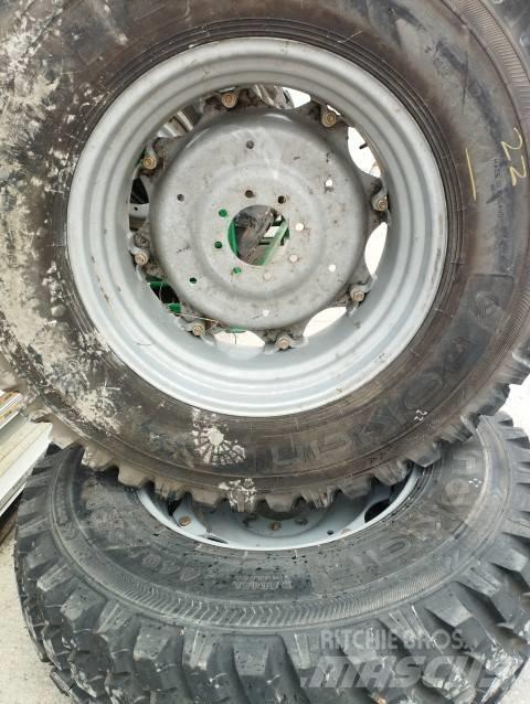 Nokian 440/80X30 Riepas, riteņi un diski