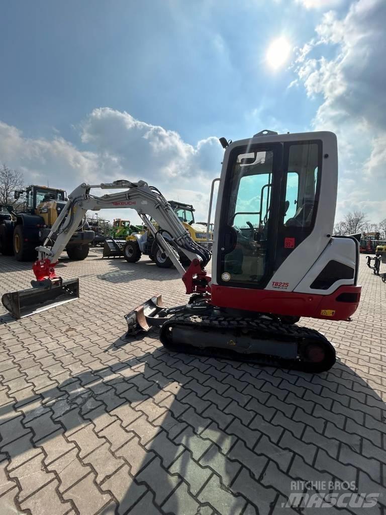 Takeuchi TB 225 Mini ekskavatori < 7 t
