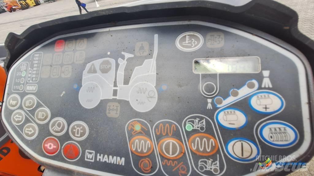 Hamm HD 10 VV Divvalču grunts veltņi