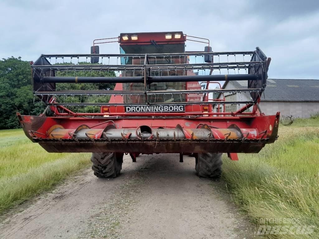 Dronningborg D 7500 Ražas novākšanas kombaini