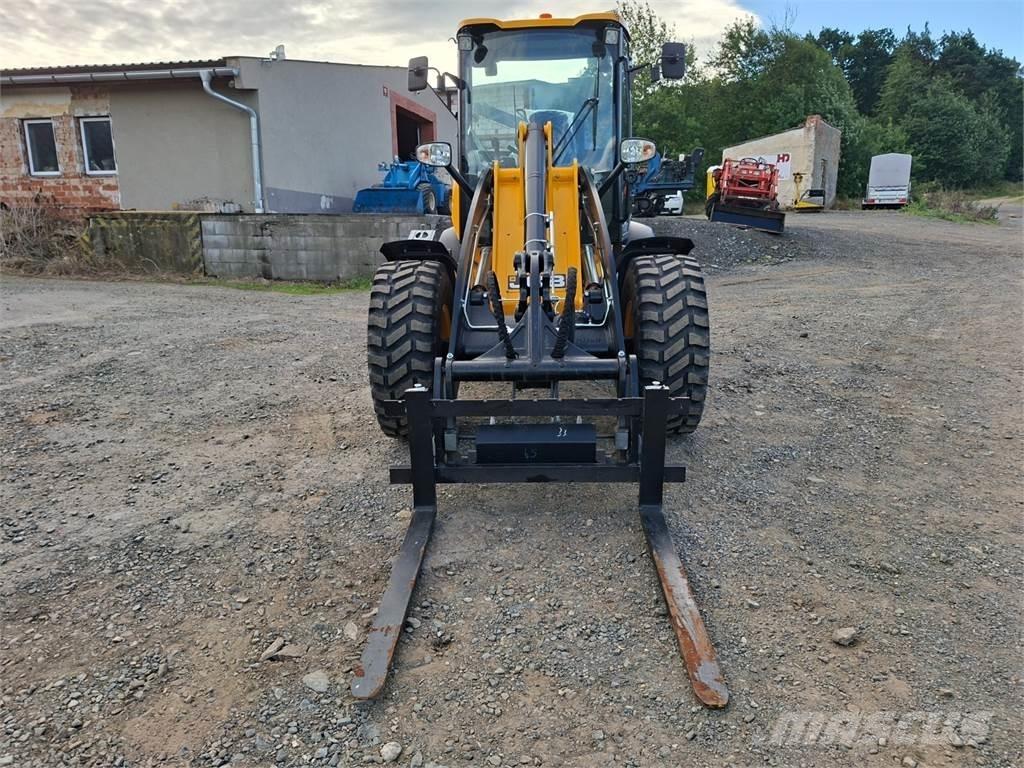 JCB 409 SV Būvniecība- Citi