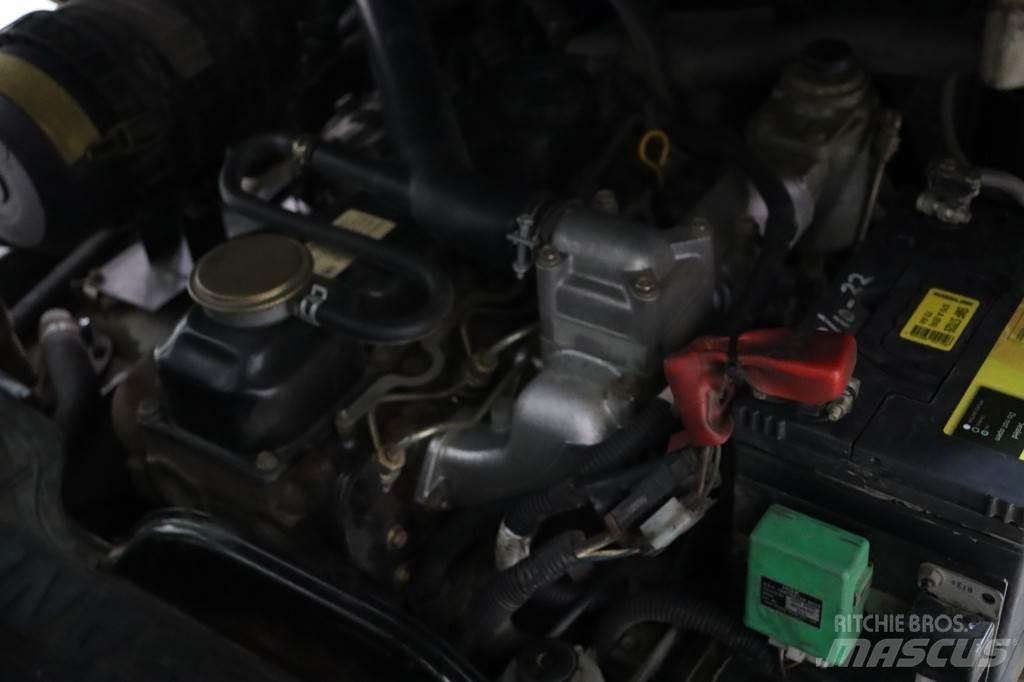 Nissan FGD02A30Q Tehnika ar dīzeļa dzinēju
