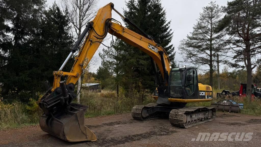 JCB JS 210 LC Kāpurķēžu ekskavatori