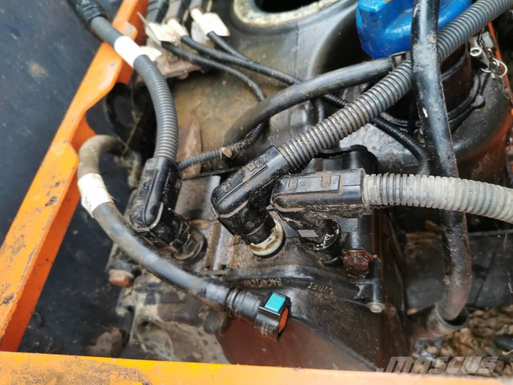 Doosan DX 225 SLR Kāpurķēžu ekskavatori