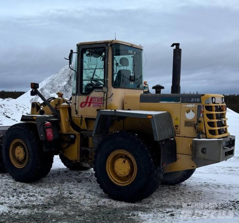 Komatsu WA 270 Iekrāvēji uz riteņiem