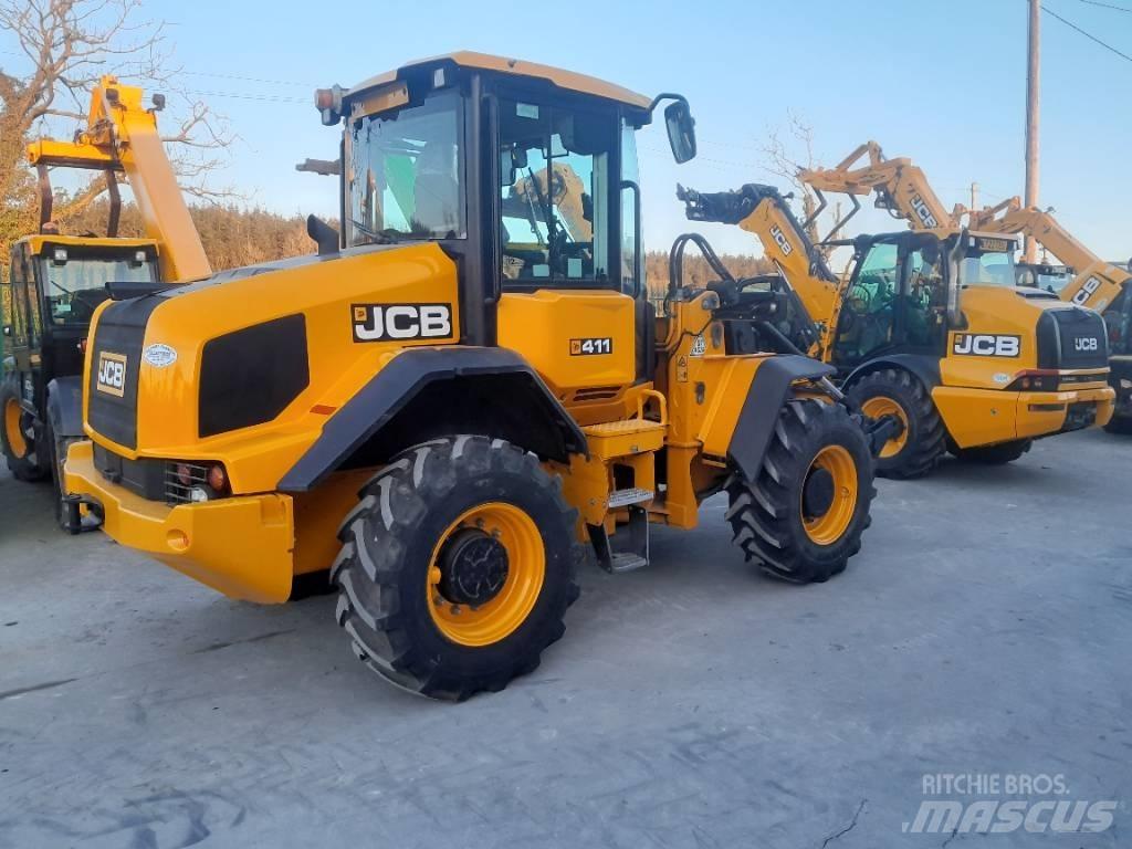 JCB 411 Iekrāvēji uz riteņiem