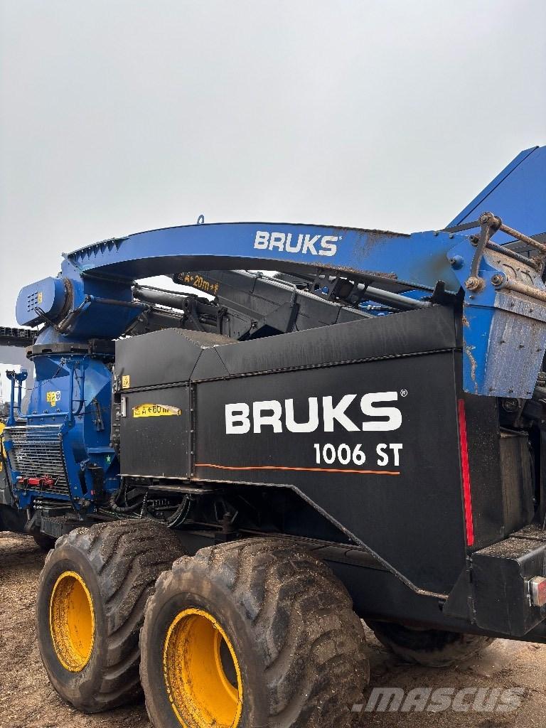 Bruks 1006 Koksnes šķeldotāji