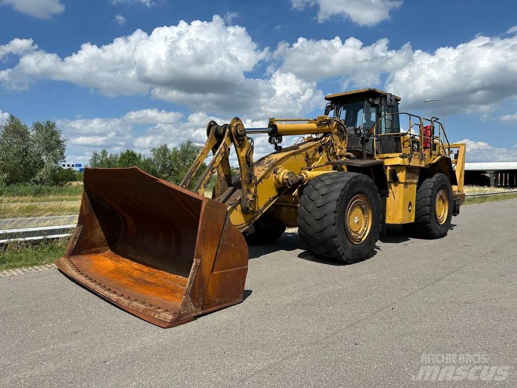 CAT 988H Iekrāvēji uz riteņiem