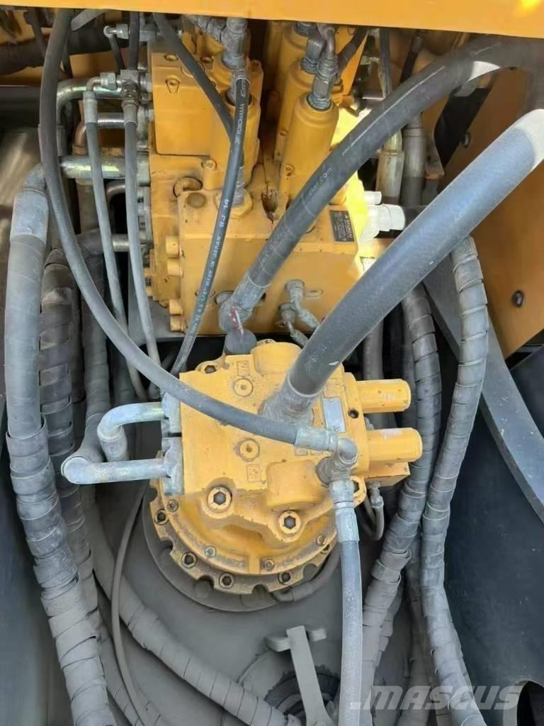 Hyundai 215VS Kāpurķēžu ekskavatori
