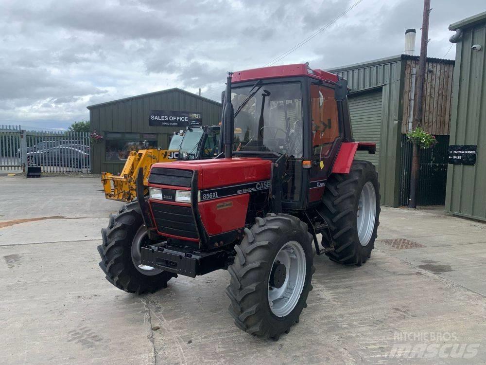 Case IH 856 XL Traktori