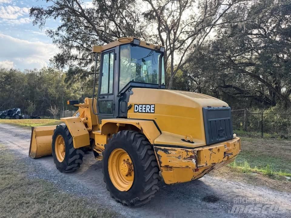 John Deere 324h Iekrāvēji uz riteņiem