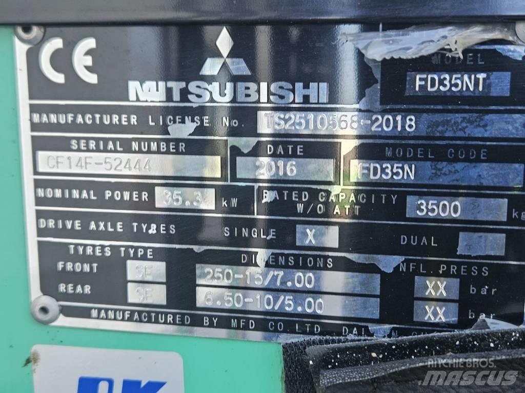 Mitsubishi FD35N Tehnika ar dīzeļa dzinēju