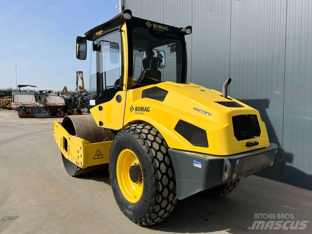Bomag BW177D-5 Vienvalča grunts veltņi