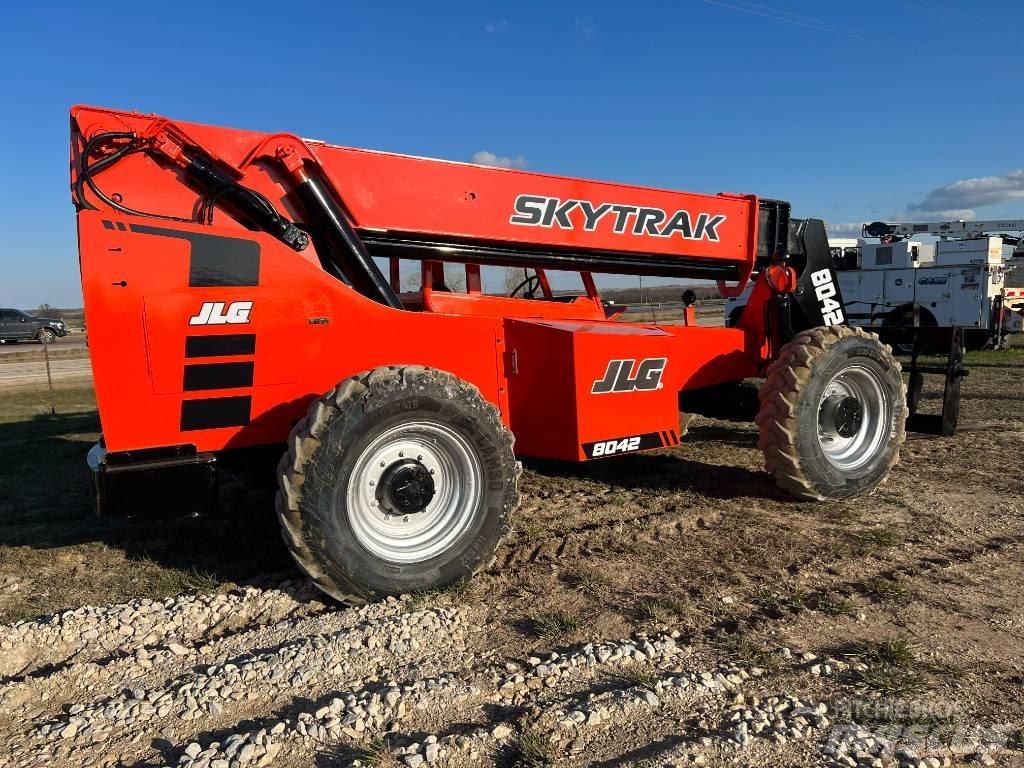 SkyTrak 8042 Teleskopiskie manipulatori