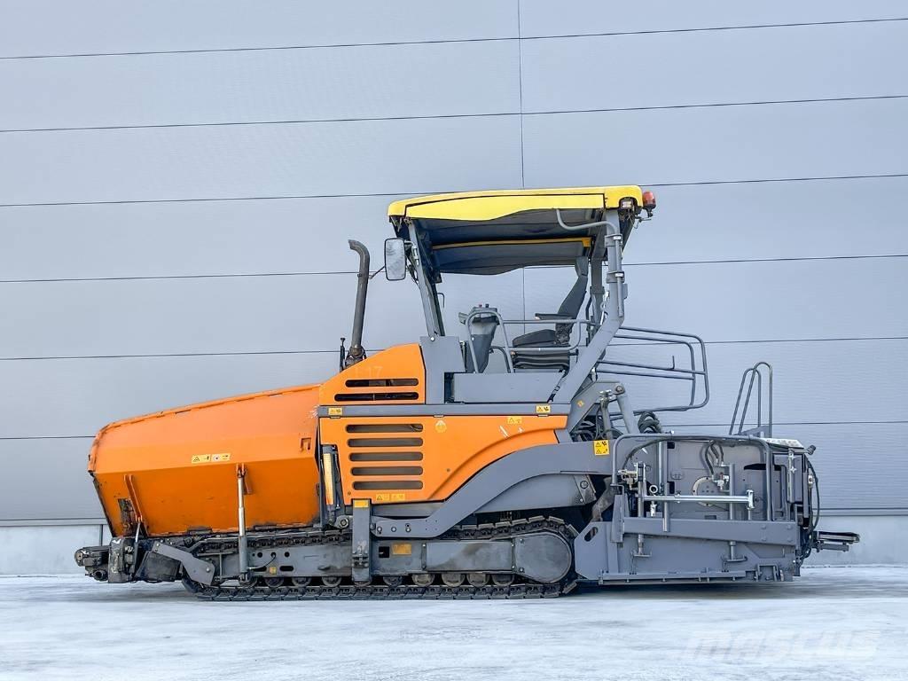 Vögele SUPER 1900-2 Asfalta klājēji