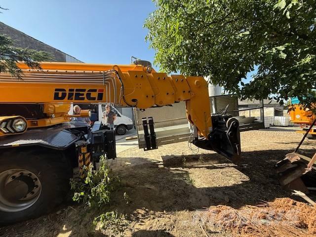 Dieci Pegasus 50.25 Teleskopiskie manipulatori