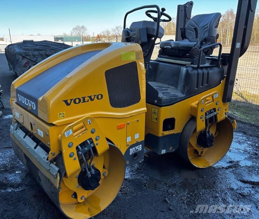 Volvo DD 25 B Divvalču grunts veltņi