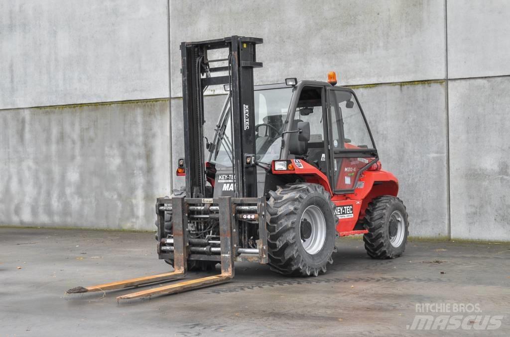 Manitou M 50-4 Tehnika ar dīzeļa dzinēju