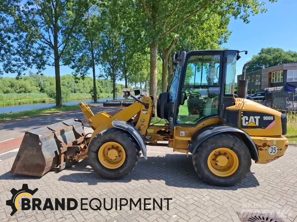 CAT 908H Iekrāvēji uz riteņiem