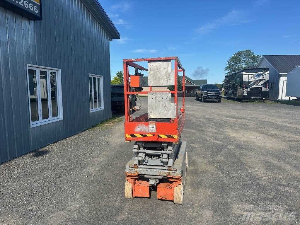 SkyJack SJ 3219 Šķerveida pacēlāji