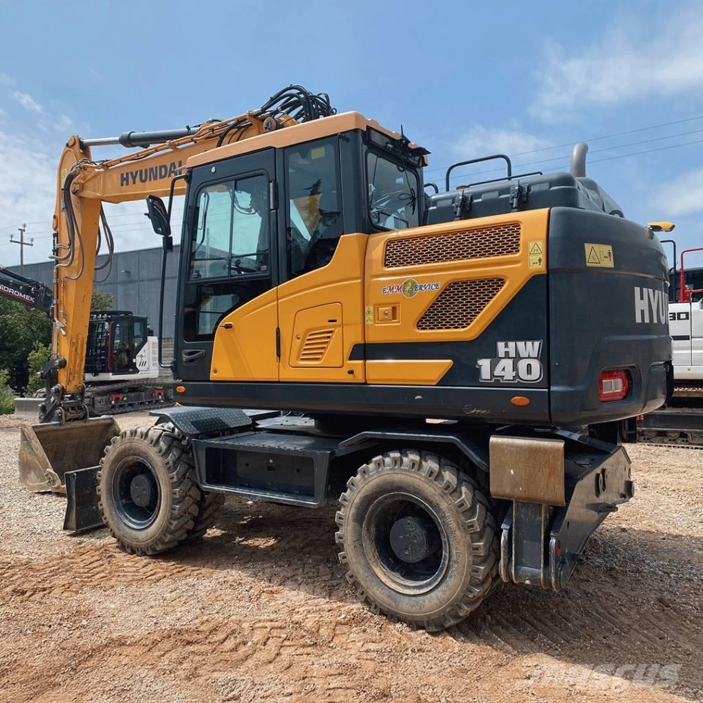 Hyundai HW140 Ekskavatori uz riteņiem