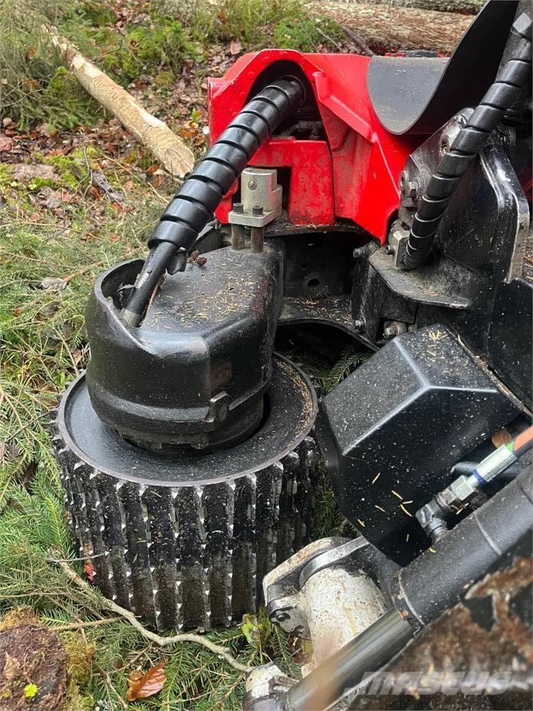 Komatsu S92 Hārvesteru kausi