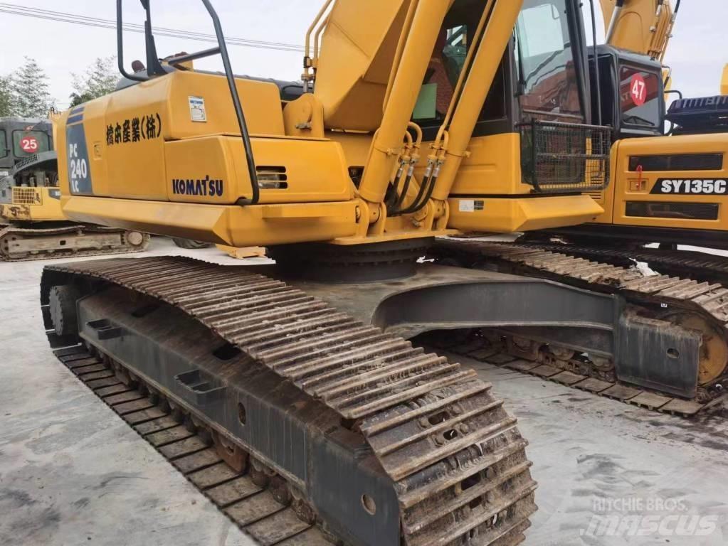 Komatsu PC 240 LC Kāpurķēžu ekskavatori