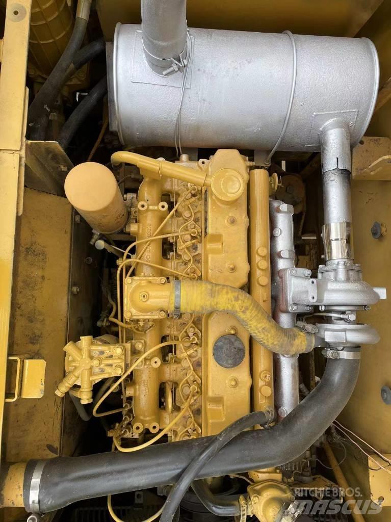 CAT 320C Kāpurķēžu ekskavatori