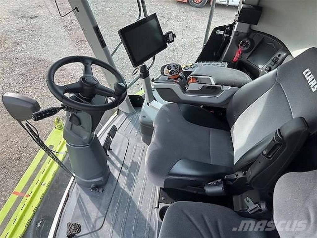 CLAAS Lexion 7400 Ražas novākšanas kombaini