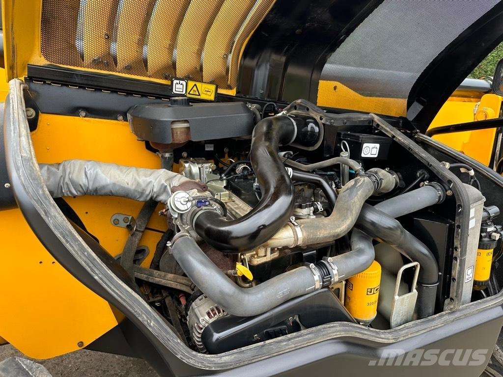 JCB 535-125 Teleskopiskie manipulatori
