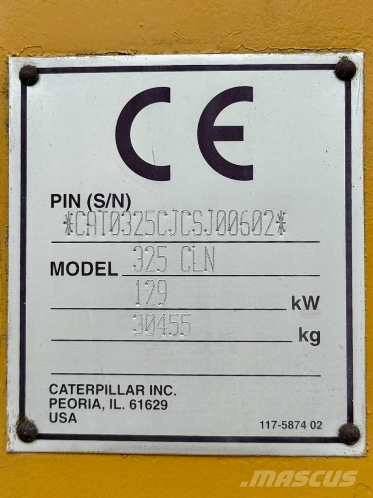 CAT 325CLN LR Ekskavatori tālās sniedzamības darbiem