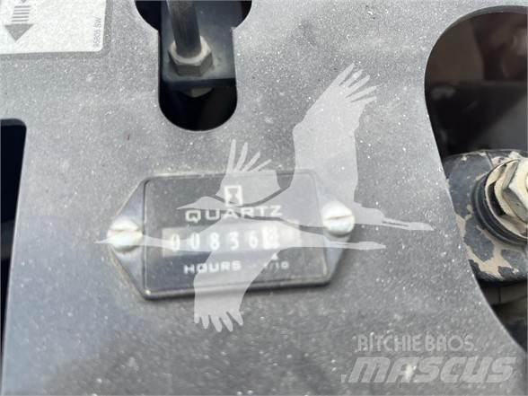 Bobcat MT100 Lietoti riteņu kompaktiekrāvēji