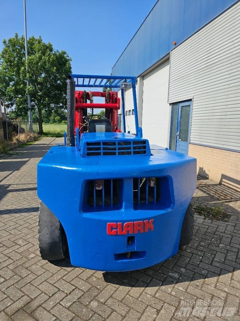 Clark DPH 70 Tehnika ar dīzeļa dzinēju