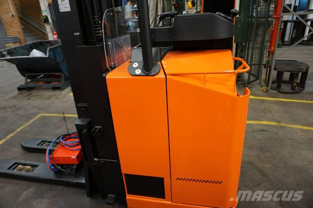 Toyota SSE160L Pašgājēji krautnētāji