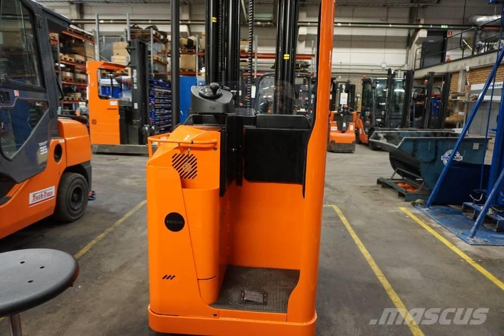 Toyota SSE160L Pašgājēji krautnētāji