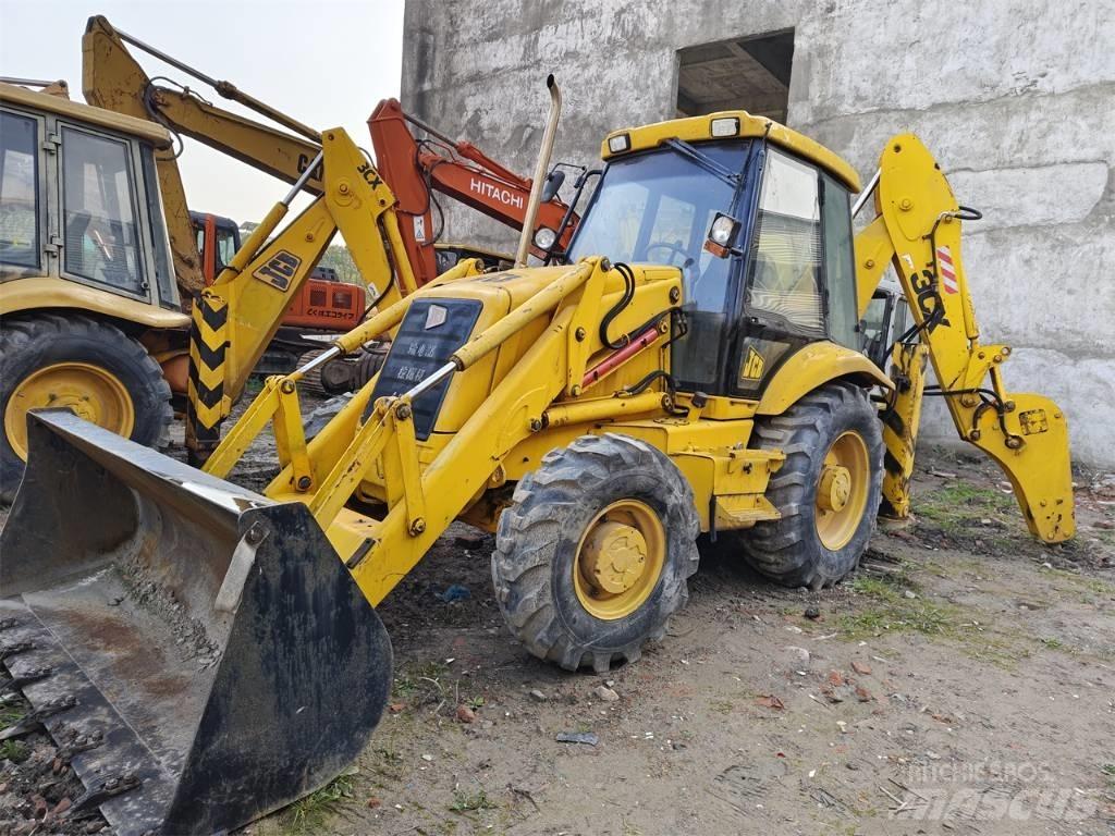 JCB 3 CX Ekskavatori-iekrāvēji