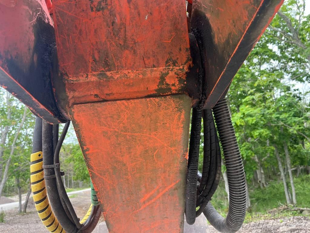 Fiat-Kobelco E 215 Kāpurķēžu ekskavatori