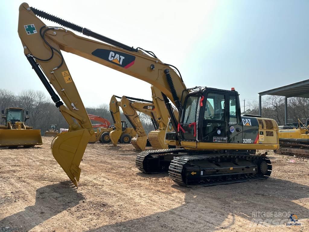 CAT 320D2L Kāpurķēžu ekskavatori
